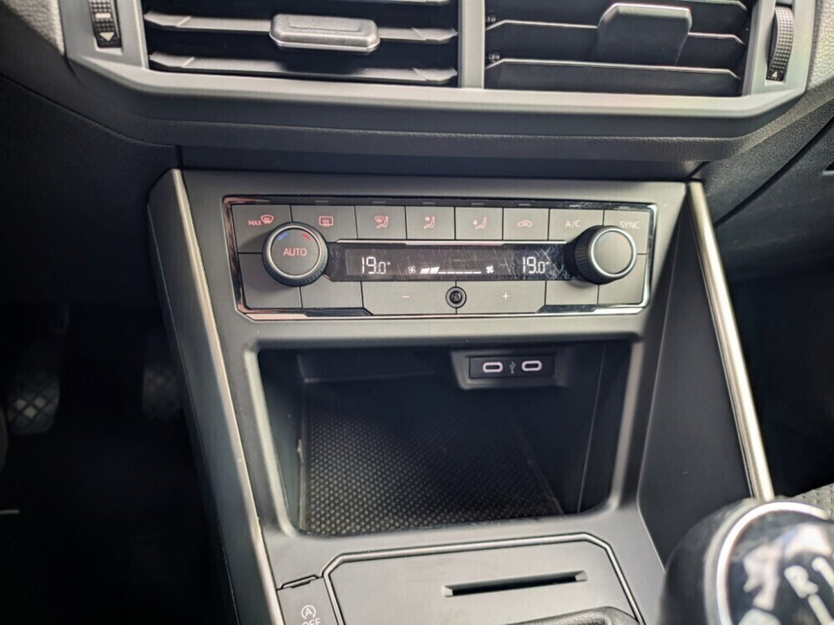 Volkswagen Polo 1.0 EVO (13)