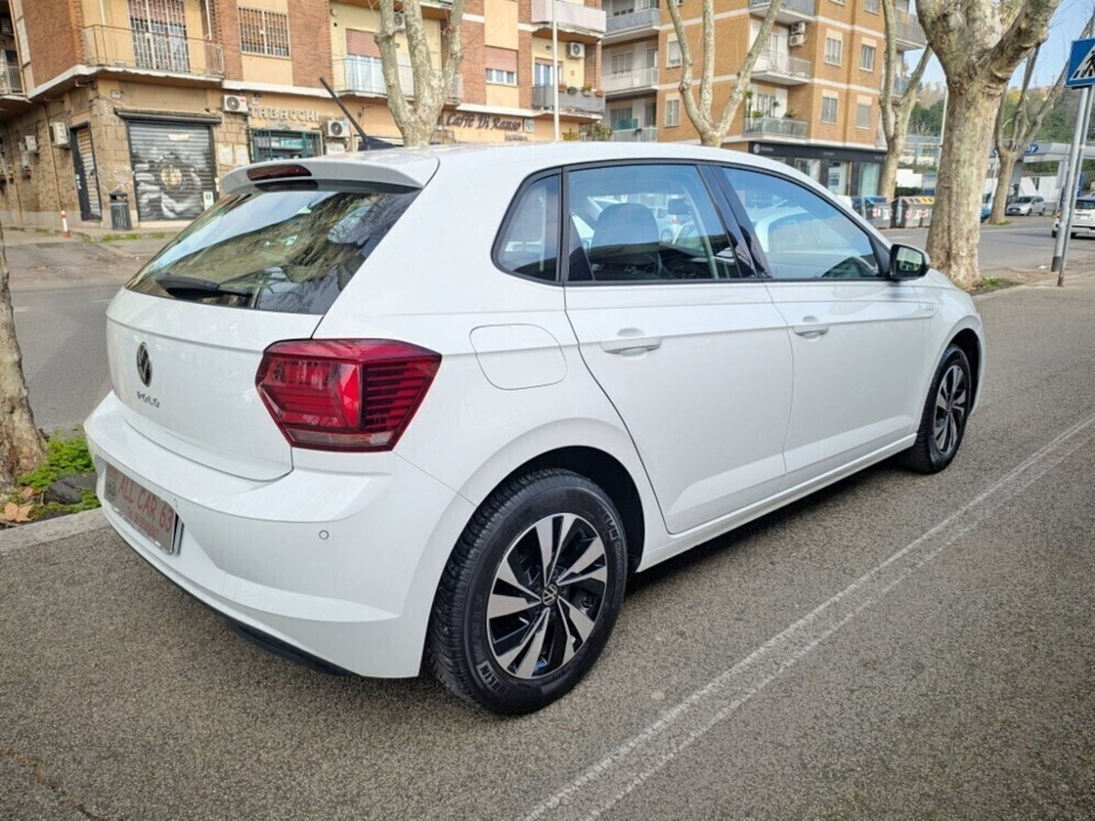 Volkswagen Polo 1.0 EVO (4)