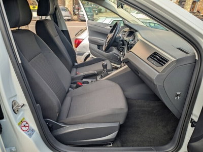 Volkswagen Polo 1.0 EVO (7)