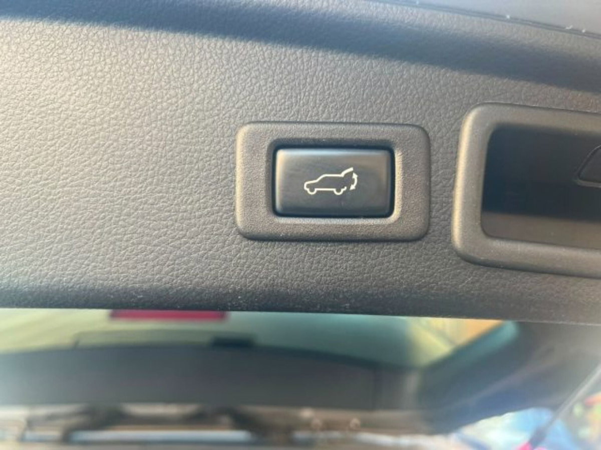 Subaru Forester 2.0i Style (13)