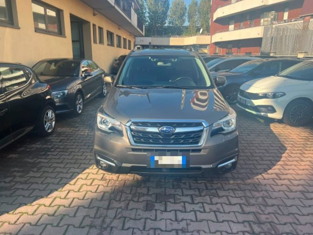 Subaru Forester 2.0i Style (2)