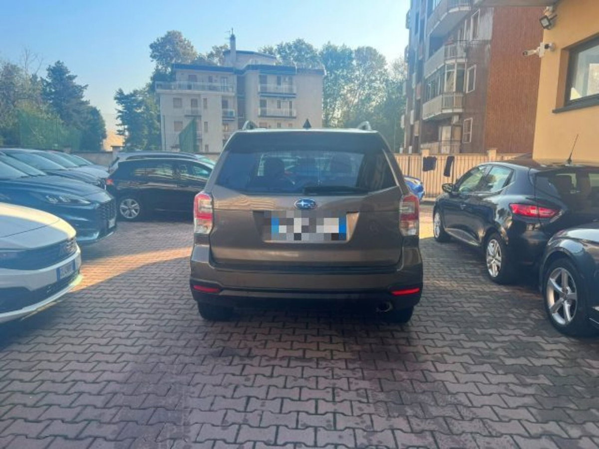 Subaru Forester 2.0i Style (5)