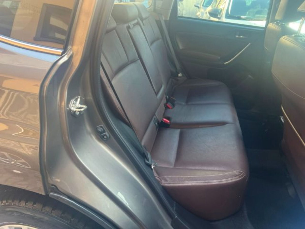 Subaru Forester 2.0i Style (9)