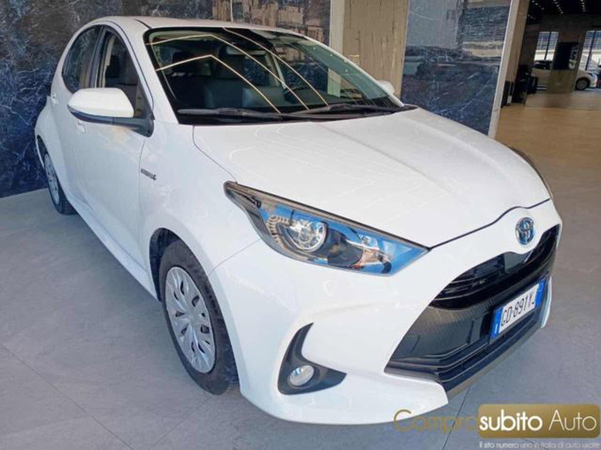 Toyota Yaris Cross 1.5 Hybrid 5p. E-CVT Trend (3)
