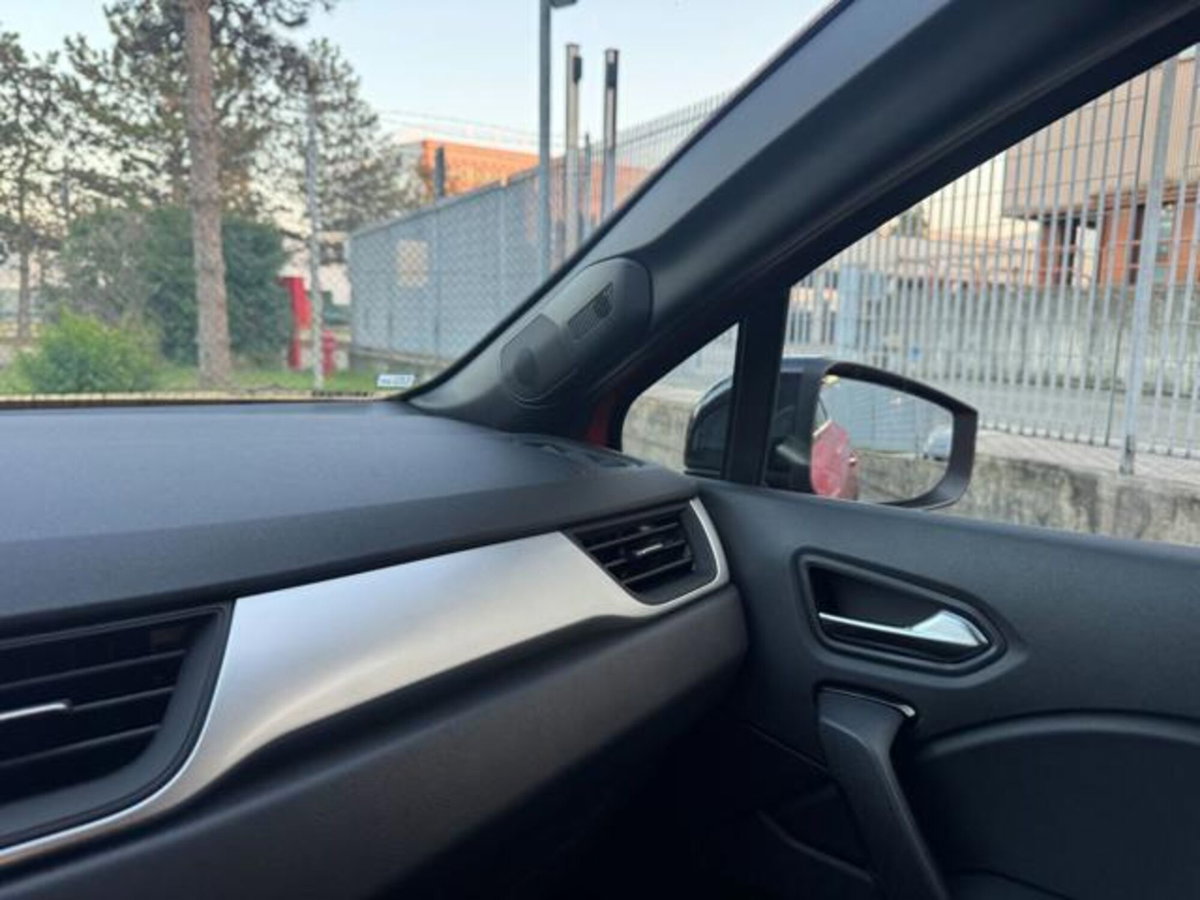Renault Captur 1.0 eco-g Evolution 100cv (16)