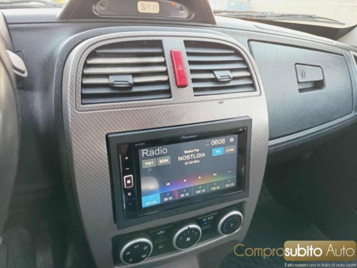Tata Xenon Xenon 2.2 Dicor 4x4 PL-DC Pick-up (17)