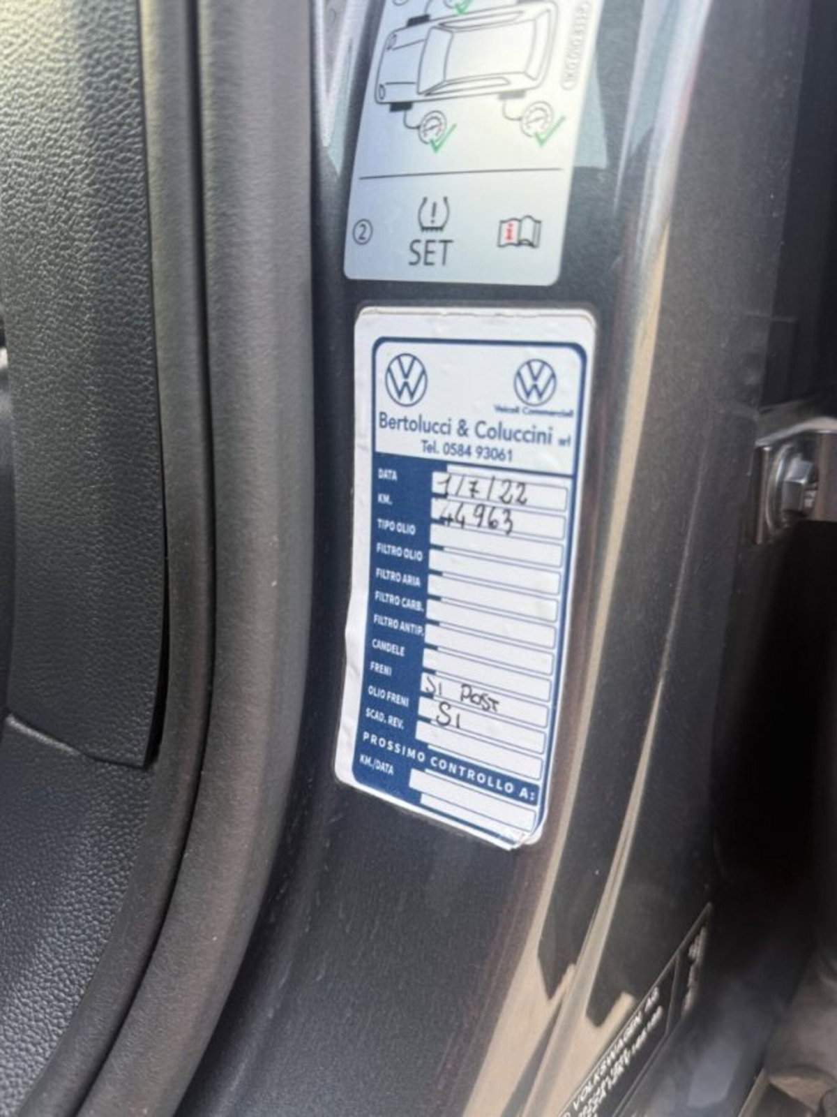 Volkswagen T-Roc 2.0 tdi R-Line 115cv (15)