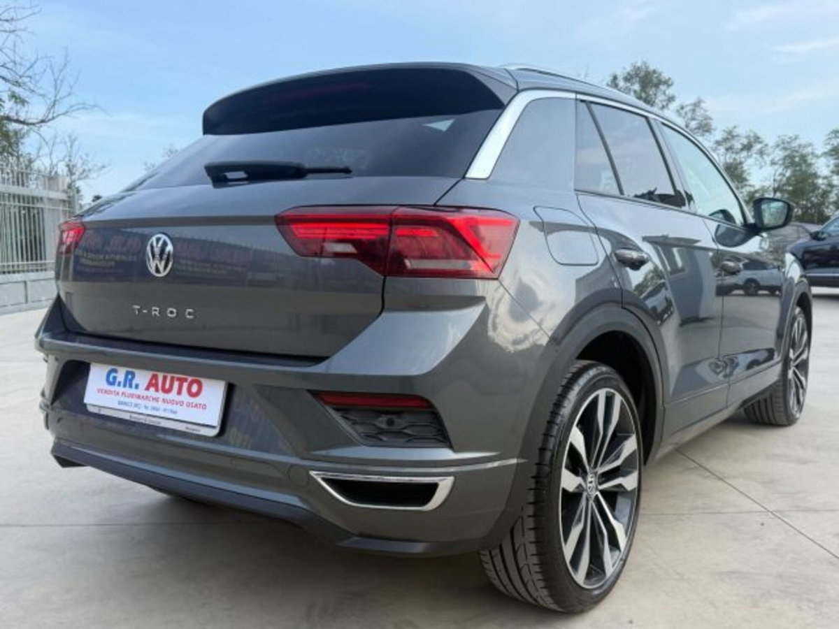 Volkswagen T-Roc 2.0 tdi R-Line 115cv (8)