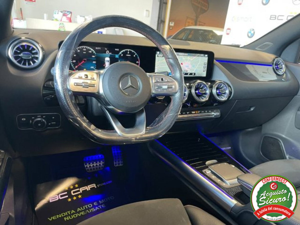 Mercedes-Benz GLA SUV 180 d Automatic Premium (11)
