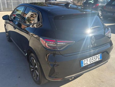 Renault Clio TCe 90 CV 5 porte Techno (3)