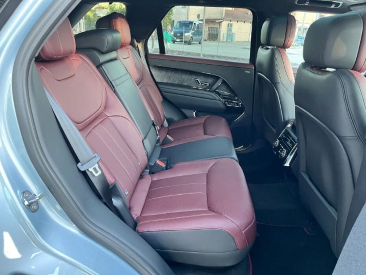Land Rover Range Rover 3.0D l6 350 CV Autobiography (9)