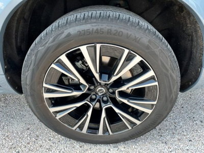 Volvo XC90 T8 Recharge AWD Plug-in Hybrid aut. 7 posti R-design (11)