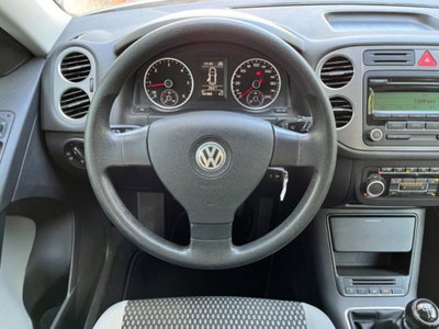 Volkswagen Tiguan 2.0 TDI DPF Trend & Fun BlueMotion Tech. (18)