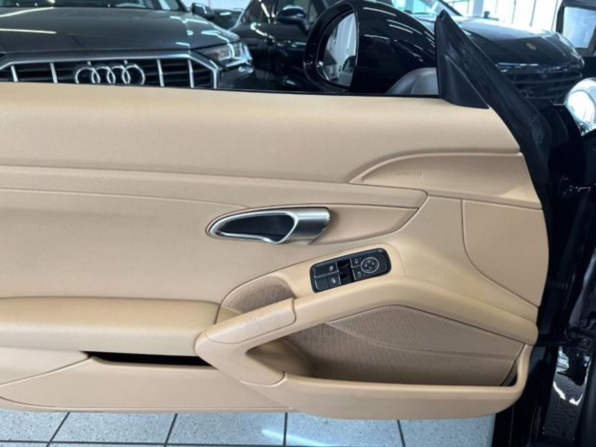 Porsche Boxster 2.7 (17)