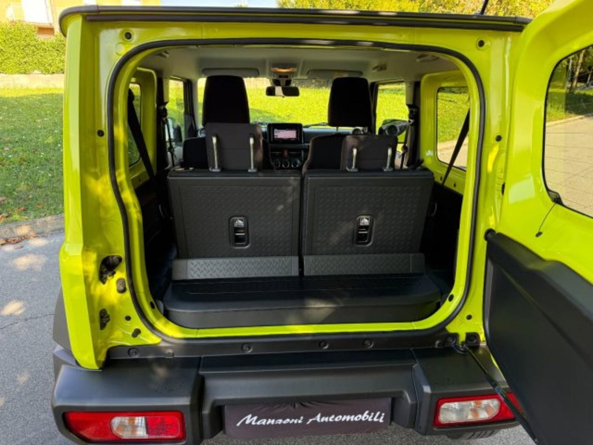 Suzuki Jimny 1.5 5MT Top (10)