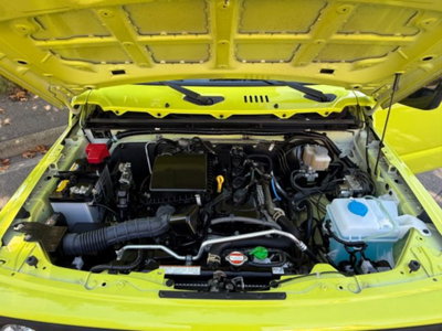 Suzuki Jimny 1.5 5MT Top (14)