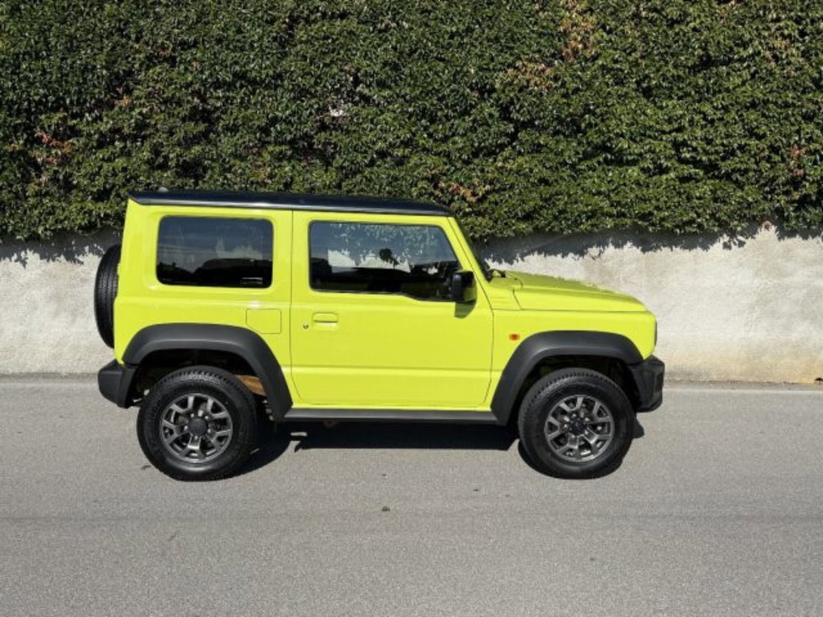 Suzuki Jimny 1.5 5MT Top (5)