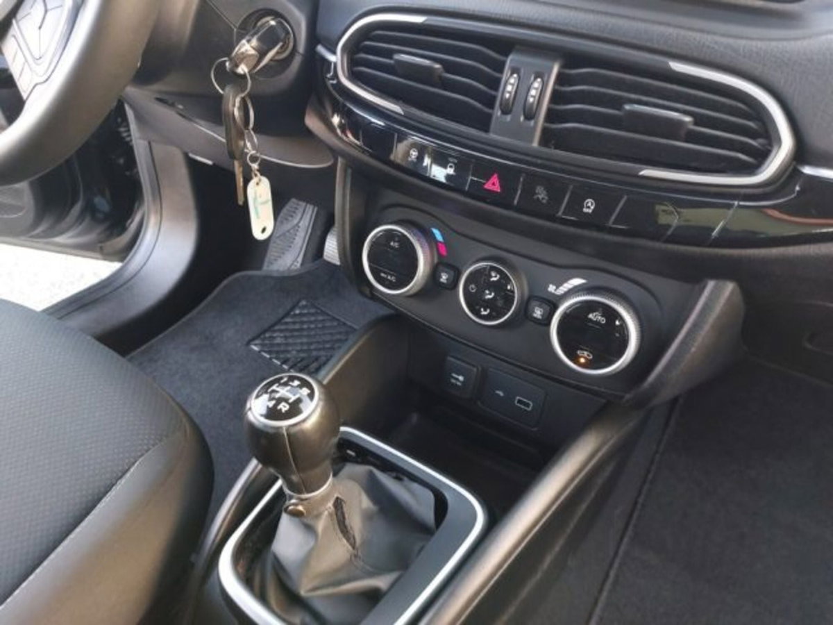 Fiat Tipo Station Wagon Tipo 1.3 Mjt S&S SW City Life (13)