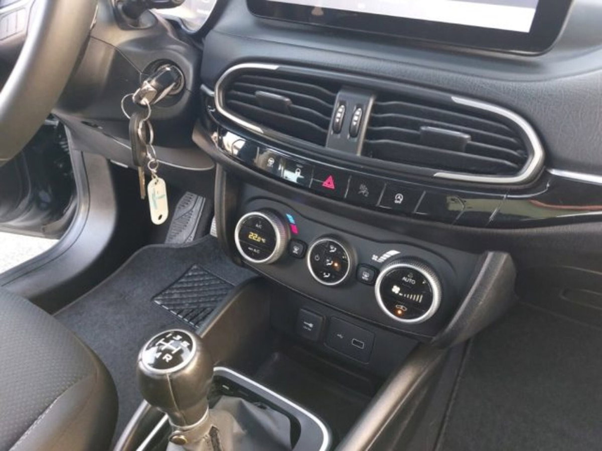 Fiat Tipo Station Wagon Tipo 1.3 Mjt S&S SW City Life (15)