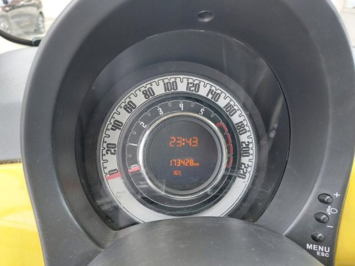 Fiat 500 1.2 Lounge (11)