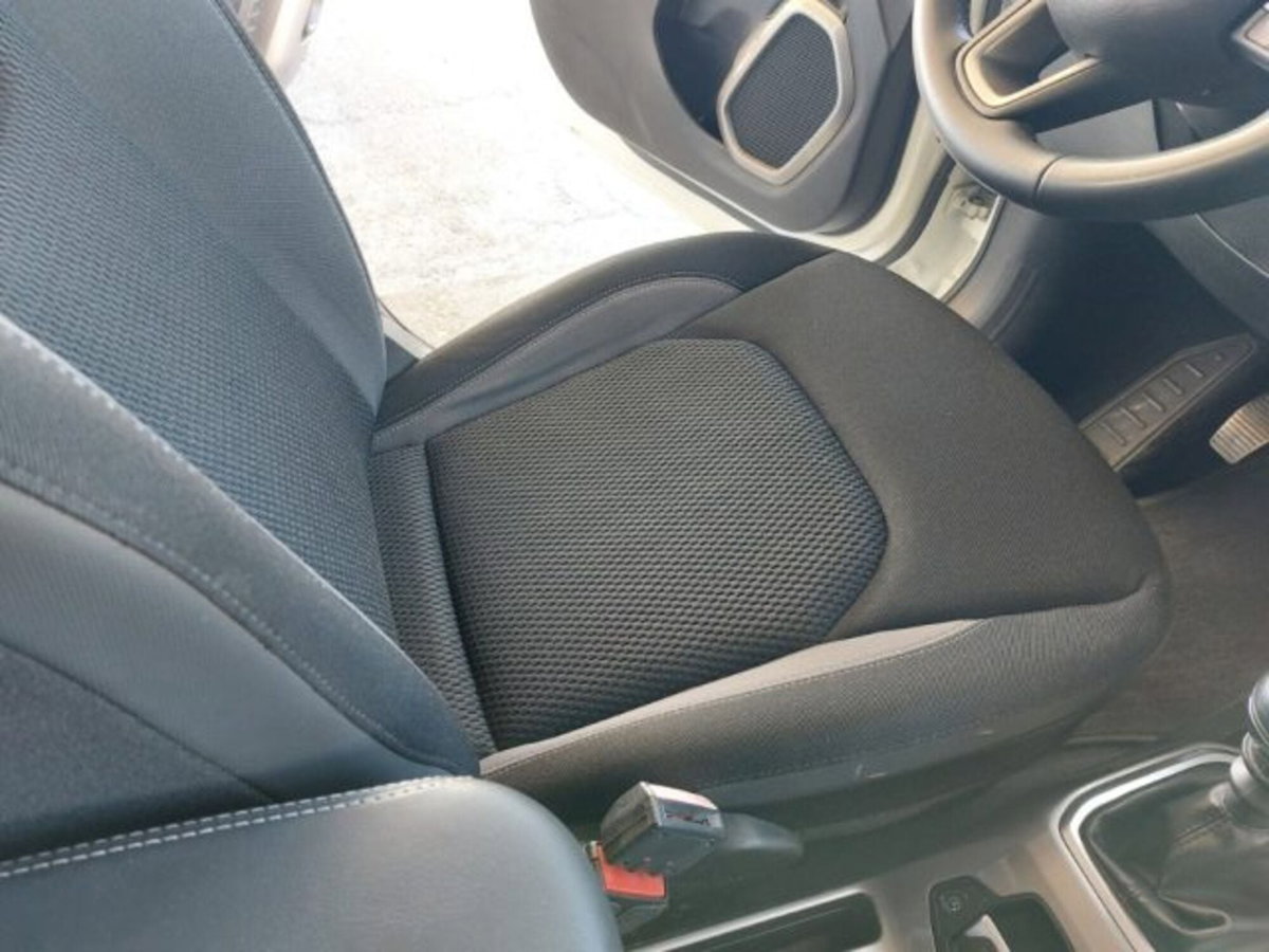 Jeep Renegade 1.6 Mjt 130 CV Limited (13)