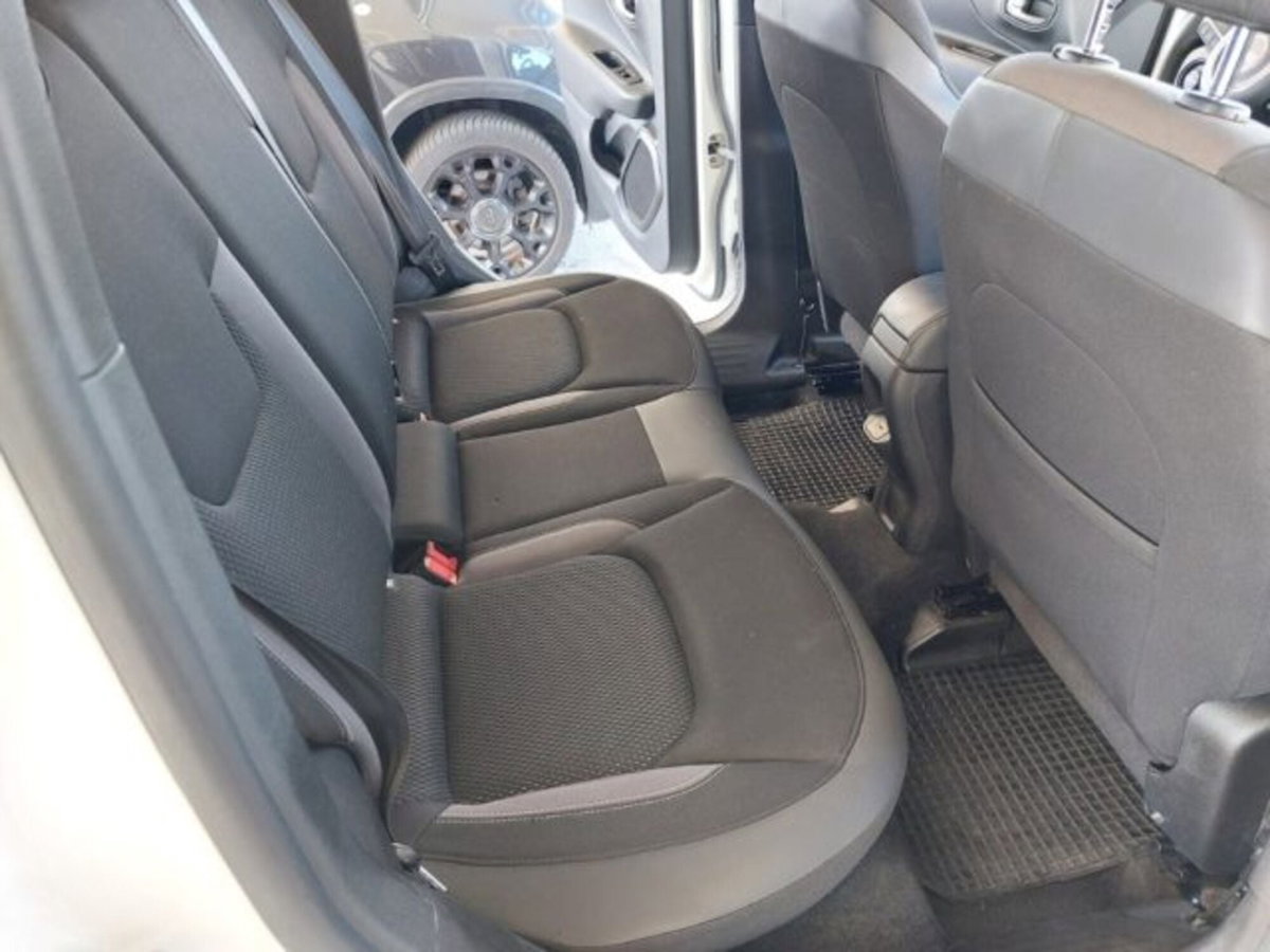 Jeep Renegade 1.6 Mjt 130 CV Limited (7)
