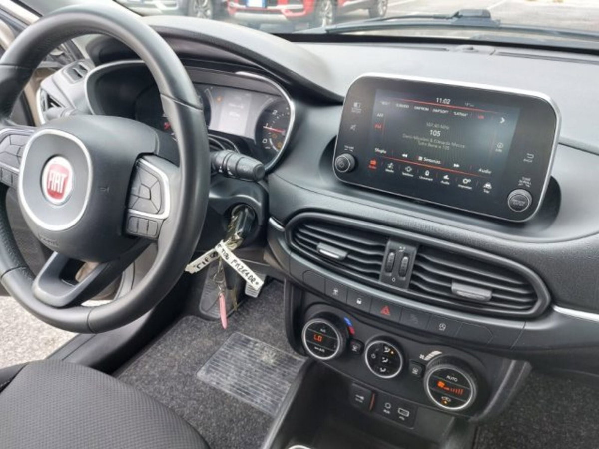 Fiat Tipo Station Wagon Tipo 1.3 Mjt S&S SW Lounge (15)