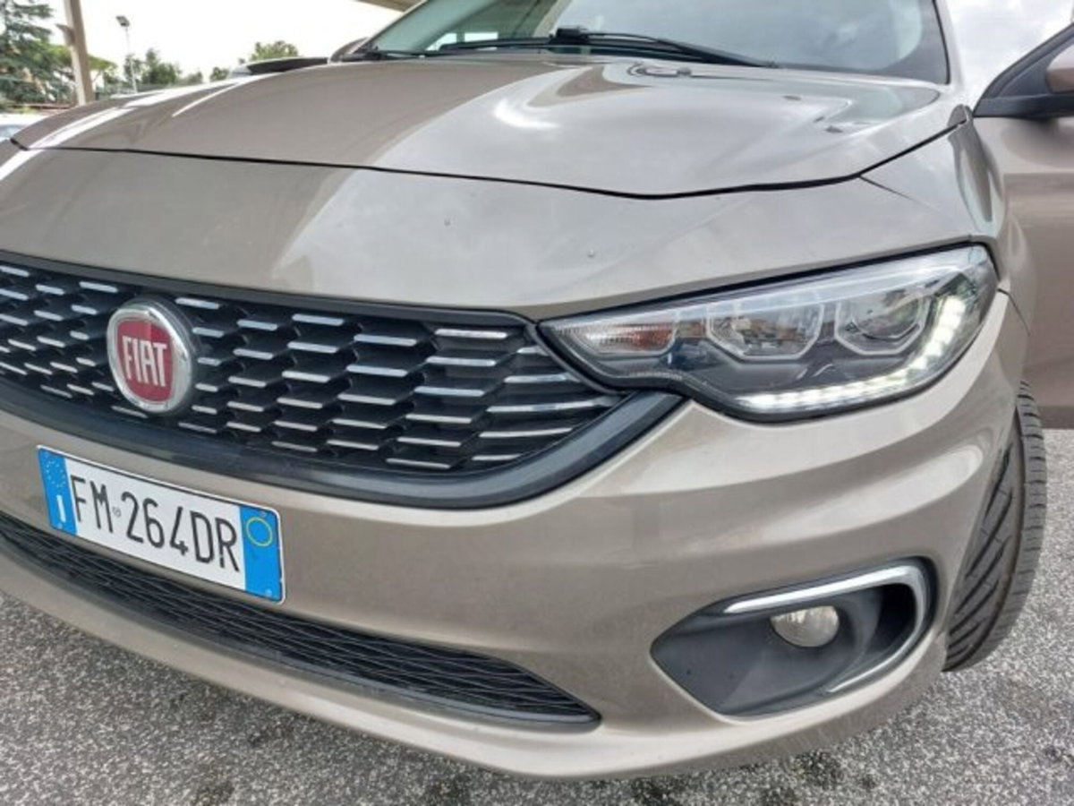 Fiat Tipo Station Wagon Tipo 1.3 Mjt S&S SW Lounge (20)
