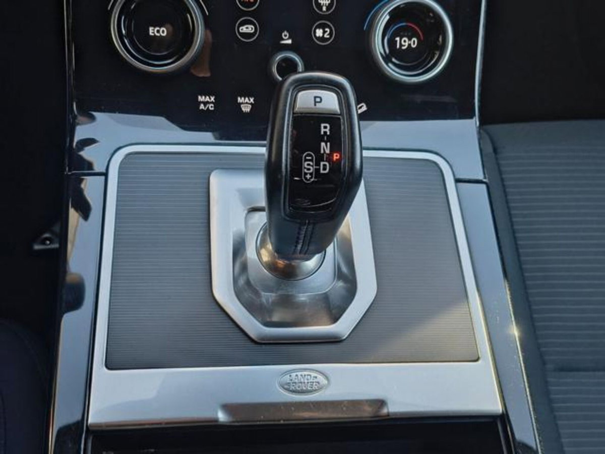 Land Rover Range Rover Evoque 2.0D I4-L.Flw 150 CV AWD Auto HSE (13)