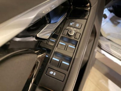 Land Rover Range Rover Evoque 2.0D I4 150CV AWD Business Edition (16)