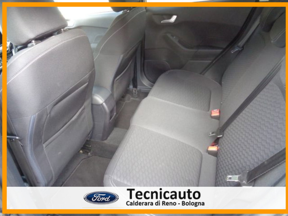 Ford Fiesta 1.1 75 CV 5 porte Titanium (13)