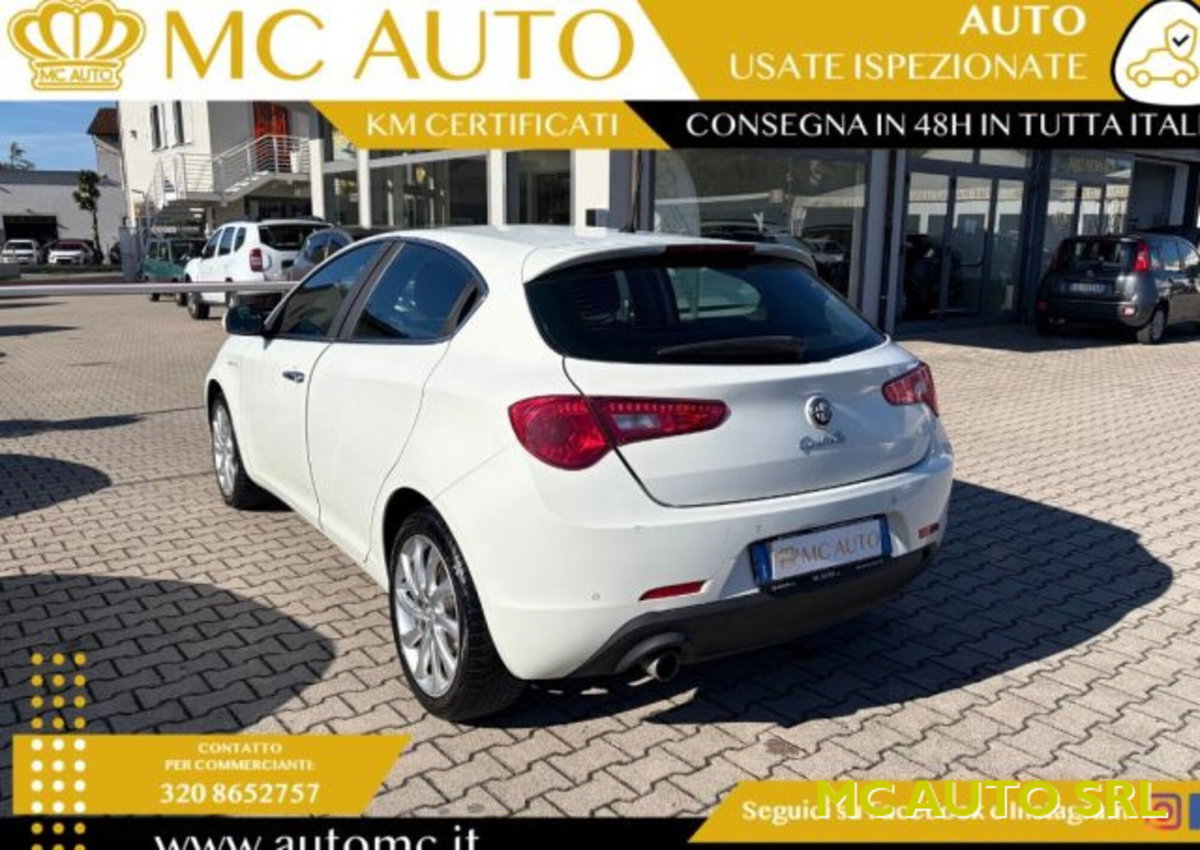 Alfa Romeo Giulietta 1.6 JTDm-2 Distinctive (4)