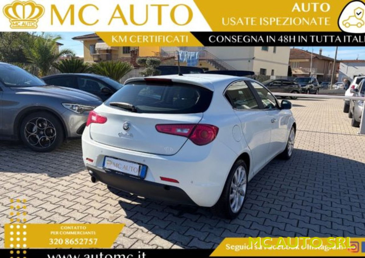 Alfa Romeo Giulietta 1.6 JTDm-2 Distinctive (6)