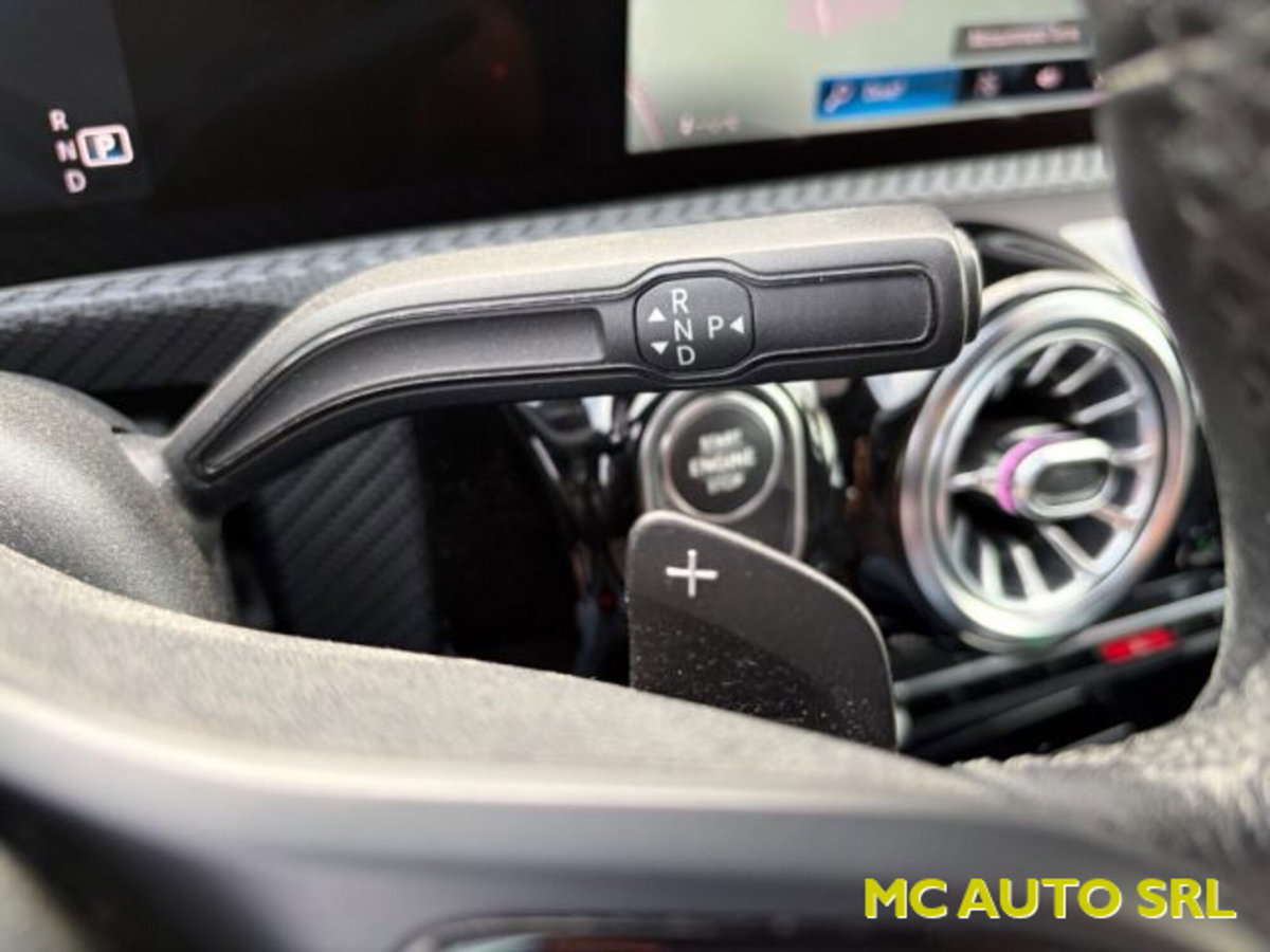 Mercedes-Benz Classe A 180 d Automatic Premium (13)