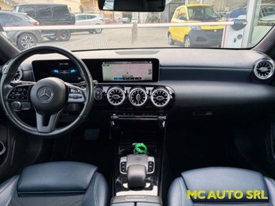 Mercedes-Benz Classe A 180 d Automatic Premium (9)