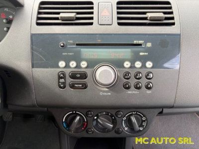 Suzuki Swift 1.3 DDiS 5p. GLX (11)