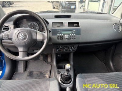 Suzuki Swift 1.3 DDiS 5p. GLX (9)