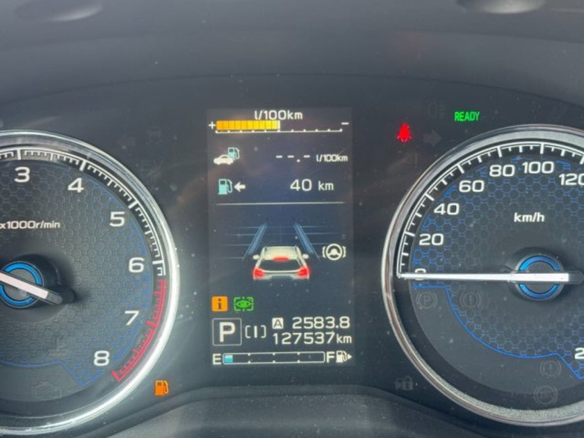 Subaru Forester 2.0 e-Boxer MHEV CVT Lineartronic Premium (11)