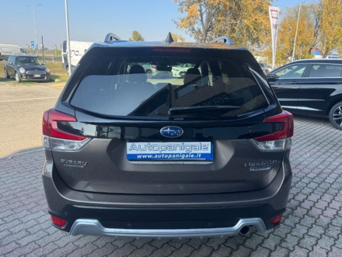 Subaru Forester 2.0 e-Boxer MHEV CVT Lineartronic Premium (4)