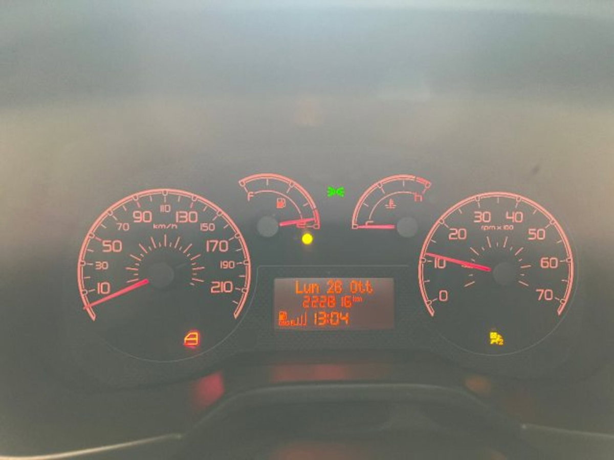 Fiat Qubo 1.4 8V 77 CV Dynamic Natural Power (12)