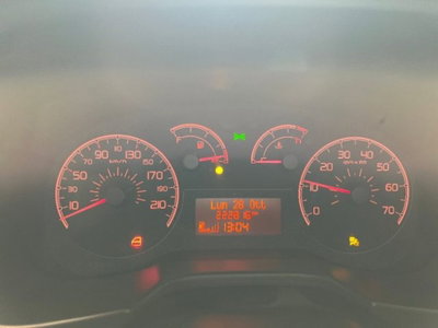 Fiat Qubo 1.4 8V 77 CV Dynamic Natural Power (12)