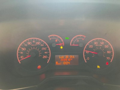 Fiat Qubo 1.4 8V 77 CV Dynamic Natural Power (13)