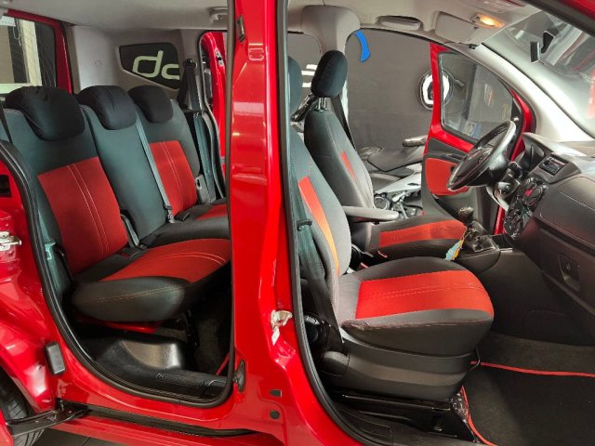Fiat Qubo 1.4 8V 77 CV Dynamic Natural Power (9)