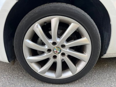 Alfa Romeo Giulietta 1.6 JTDm-2 Distinctive (15)
