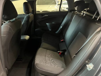 Opel Astra Station Wagon 1.4 100CV Sports Cosmo (8)