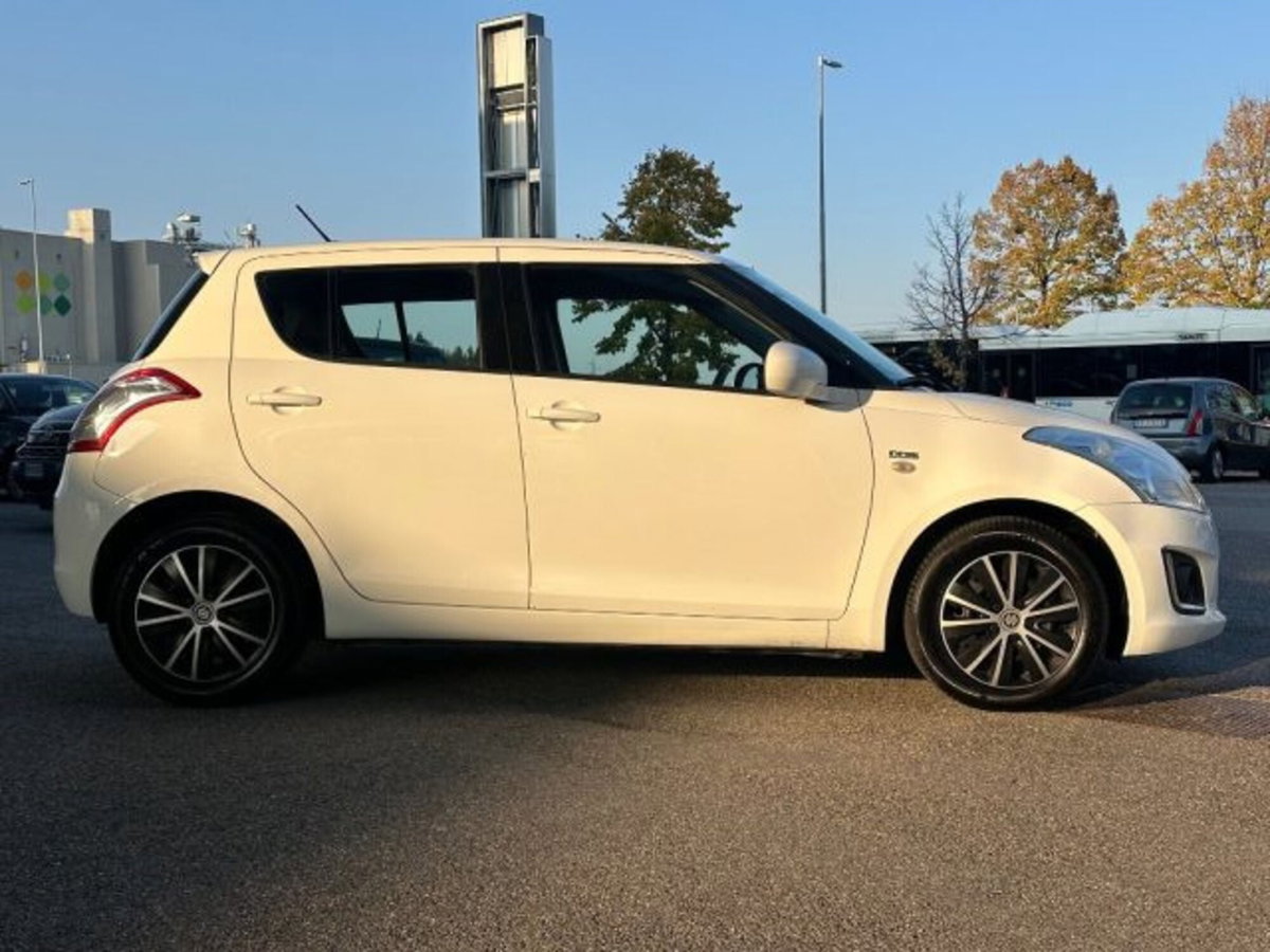 Suzuki Swift 1.3 DDiS 5 porte GL (7)