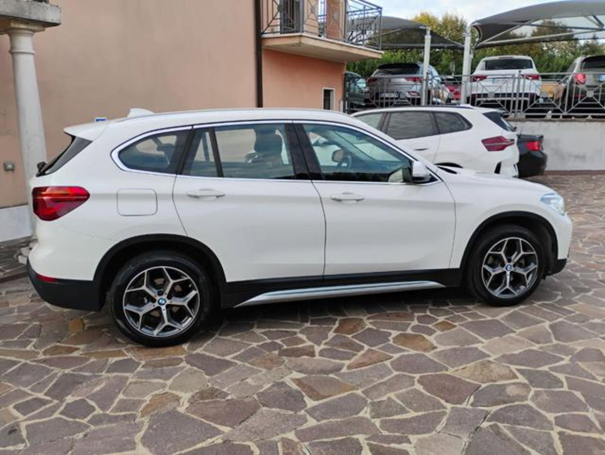 BMW X1 sDrive18i xLine (2)