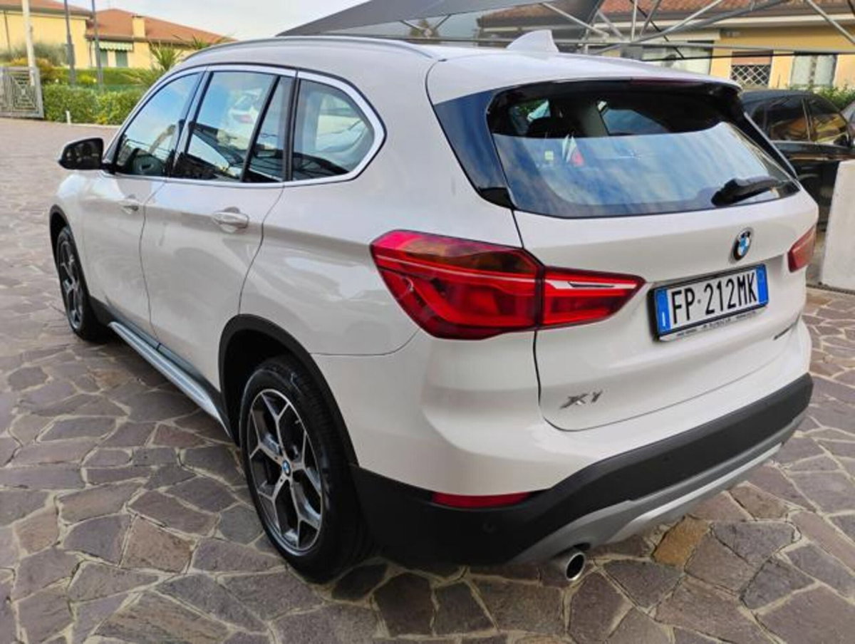 BMW X1 sDrive18i xLine (5)