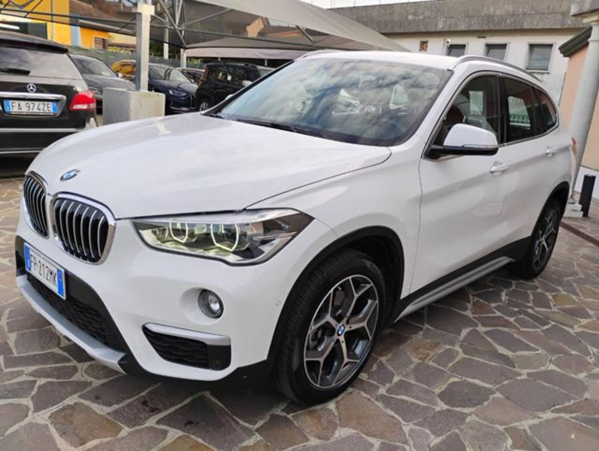 BMW X1 sDrive18i xLine (7)