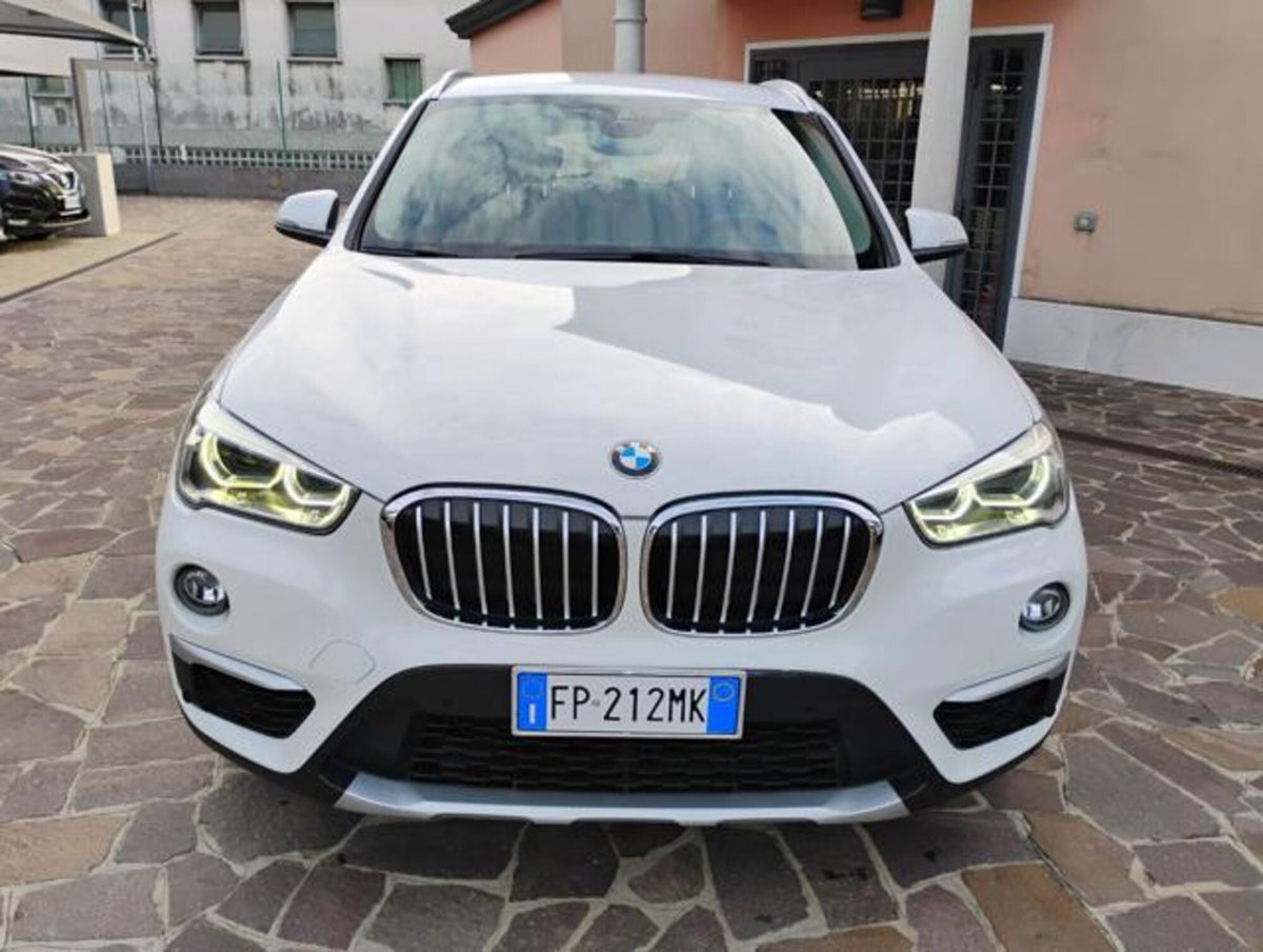 BMW X1 sDrive18i xLine (8)